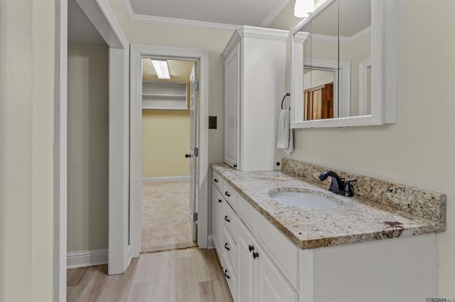 8103 Belle Helene Dr, Denham Springs, LA 70726