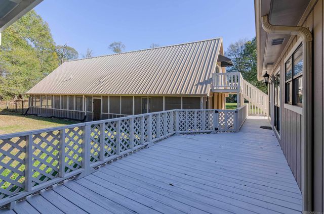 8103 Belle Helene Dr, Denham Springs, LA 70726