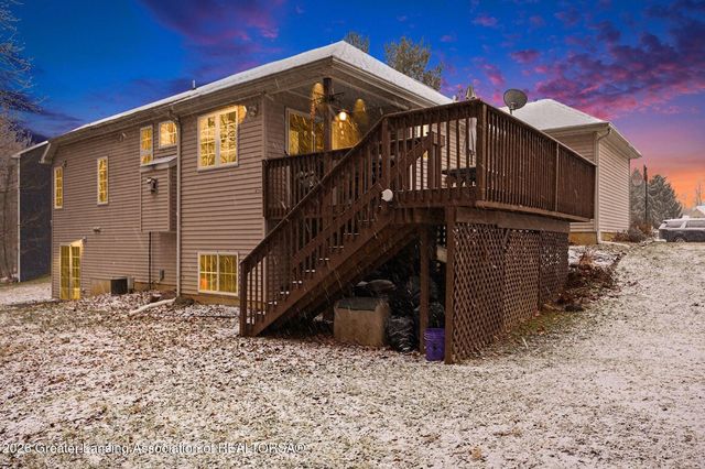 10285 River Rock Road, Dimondale, MI 48821