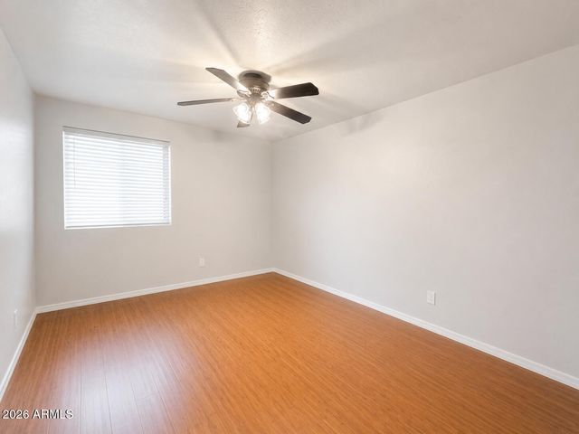 2313 E ROCKLEDGE Road, Phoenix, AZ 85048