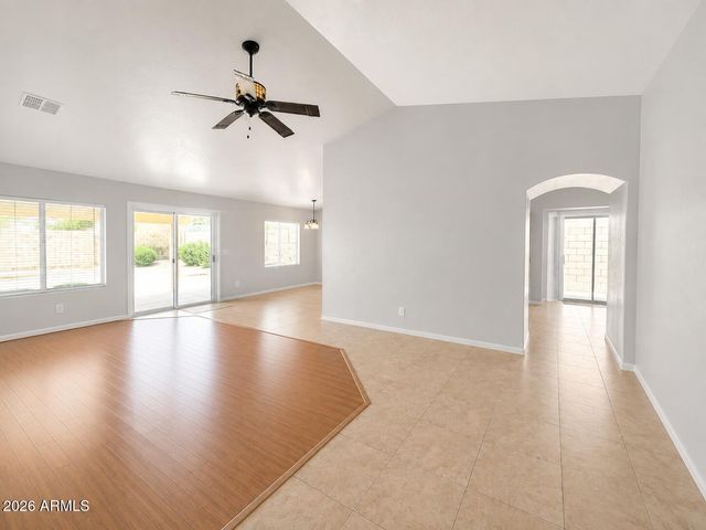 2313 E ROCKLEDGE Road, Phoenix, AZ 85048