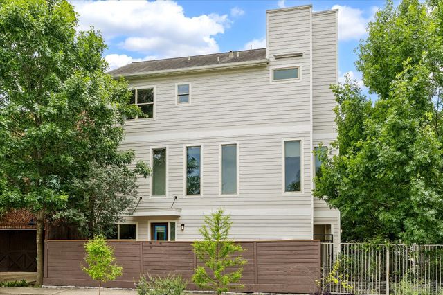 524 Sandman Street, Houston, TX 77007