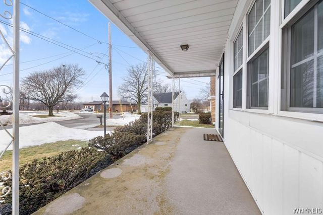 108 Circle Lane, Lackawanna, NY 14218