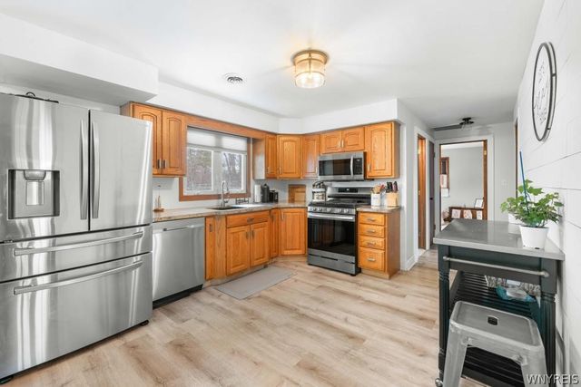 108 Circle Lane, Lackawanna, NY 14218