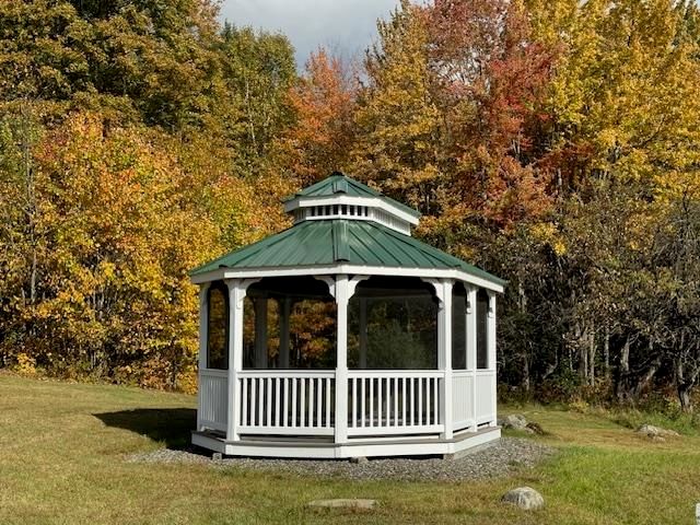 352 Maple Hill Road, Newbury, VT 05051