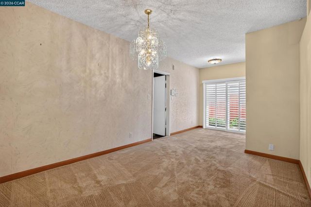 14180 Santiago Rd, San Leandro, CA 94577