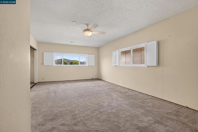 14180 Santiago Rd, San Leandro, CA 94577