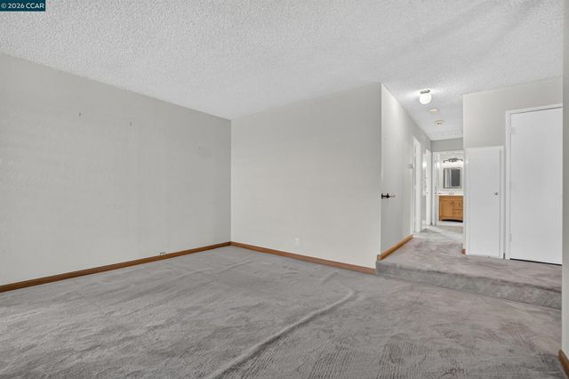 14180 Santiago Rd, San Leandro, CA 94577