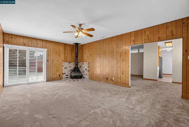 14180 Santiago Rd, San Leandro, CA 94577