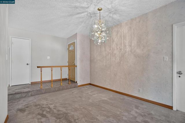 14180 Santiago Rd, San Leandro, CA 94577