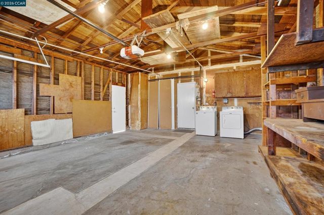 14180 Santiago Rd, San Leandro, CA 94577
