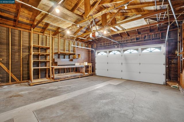 14180 Santiago Rd, San Leandro, CA 94577