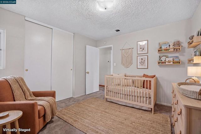 14180 Santiago Rd, San Leandro, CA 94577