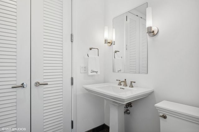 401 N Wabash Avenue 76E, Chicago, IL 60611