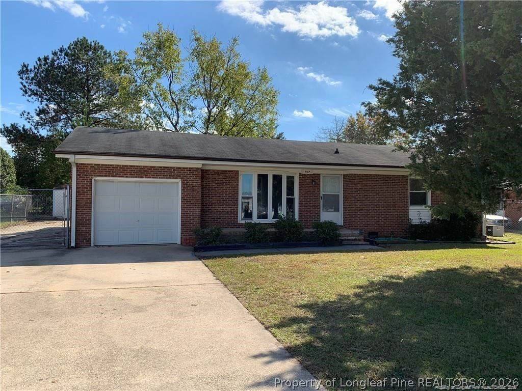 607 Odell Road, Spring Lake, NC 28390 — exterior