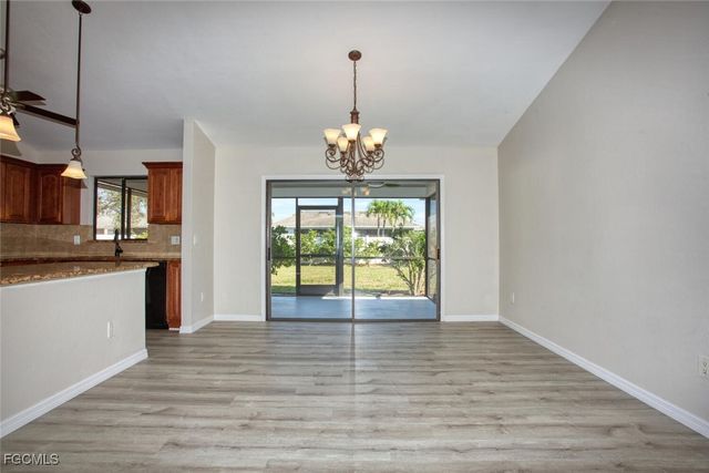 625 SE 1st PL, Cape Coral, FL 33990