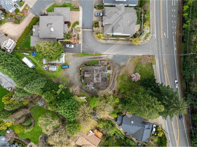 5555 Sw SCHOLLS FERRY Rd, Portland, OR 97225