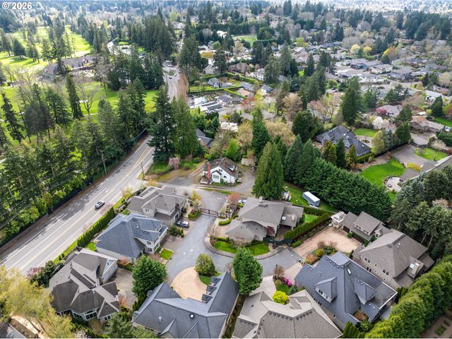 5555 Sw SCHOLLS FERRY Rd, Portland, OR 97225