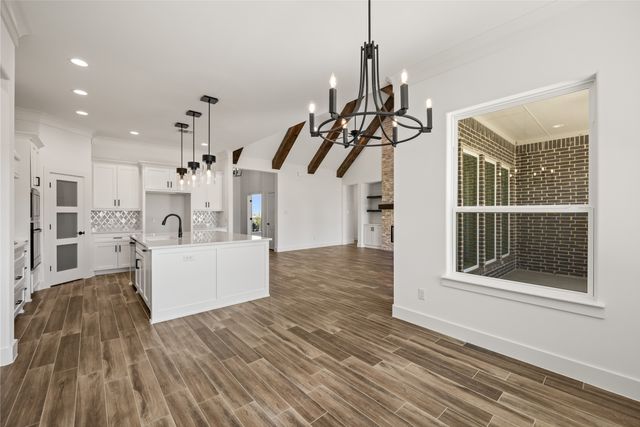 104 Oak Meadow Lane, Weatherford, TX 76085