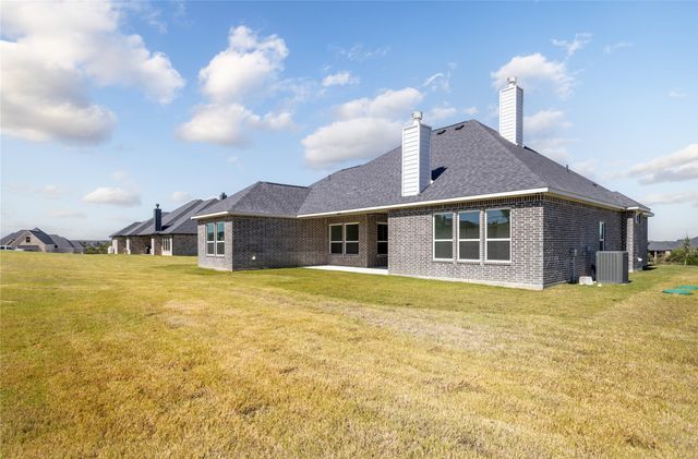 104 Oak Meadow Lane, Weatherford, TX 76085