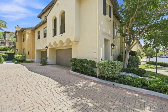2648 Piantino Circle, San Diego, CA 92108