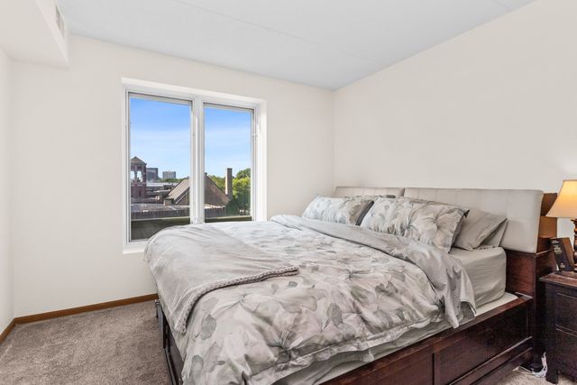 515 Main Street 401, Evanston, IL 60202