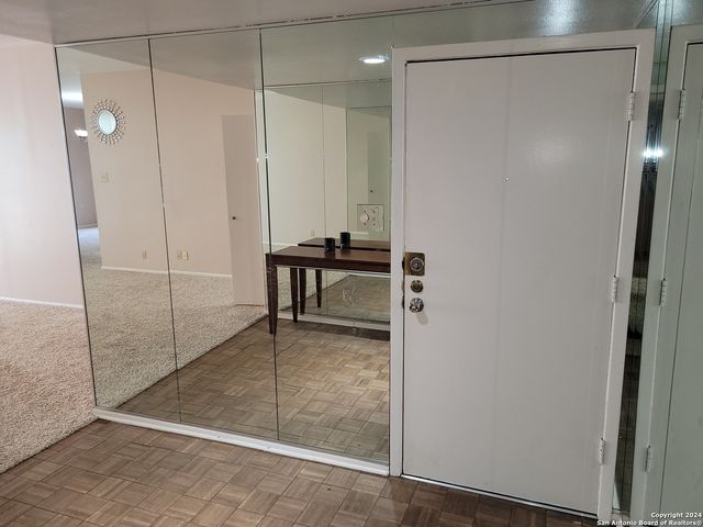 3678 Hidden Dr Apt 901, San Antonio, TX 78217