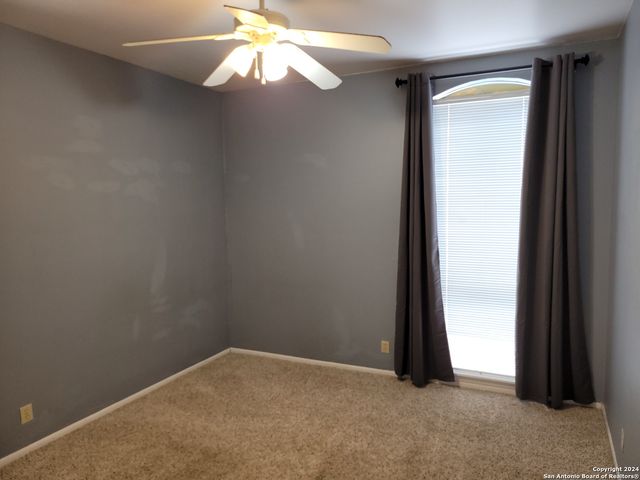 3678 Hidden Dr Apt 901, San Antonio, TX 78217