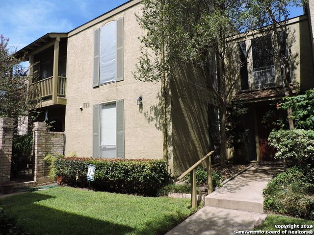 3678 Hidden Dr Apt 901, San Antonio, TX 78217