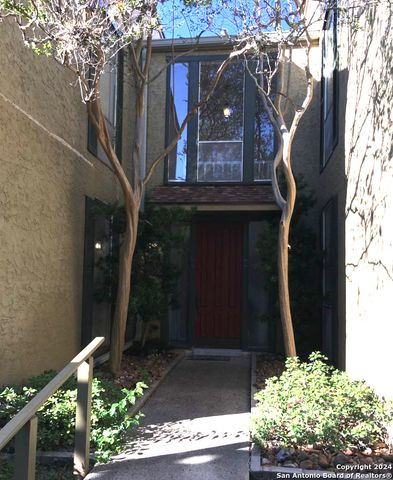 3678 Hidden Dr Apt 901, San Antonio, TX 78217