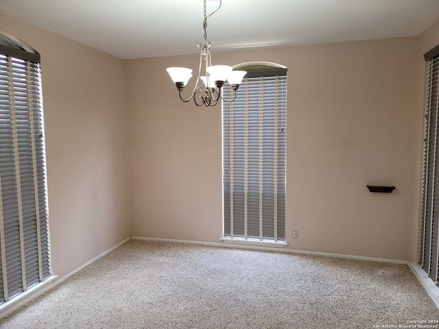 3678 Hidden Dr Apt 901, San Antonio, TX 78217