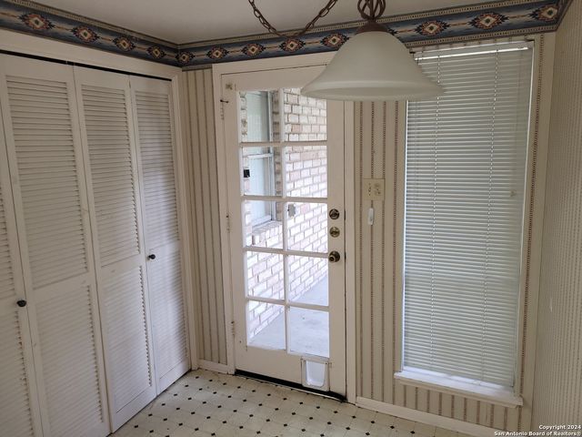 3678 Hidden Dr Apt 901, San Antonio, TX 78217