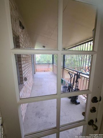 3678 Hidden Dr Apt 901, San Antonio, TX 78217