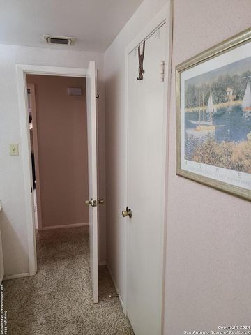 3678 Hidden Dr Apt 901, San Antonio, TX 78217