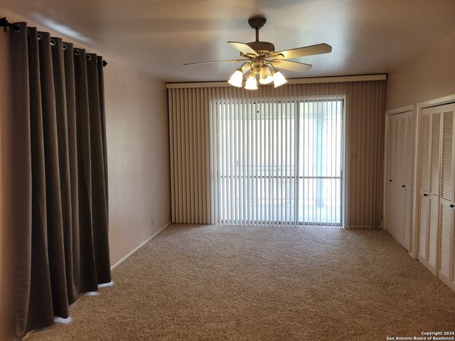 3678 Hidden Dr Apt 901, San Antonio, TX 78217