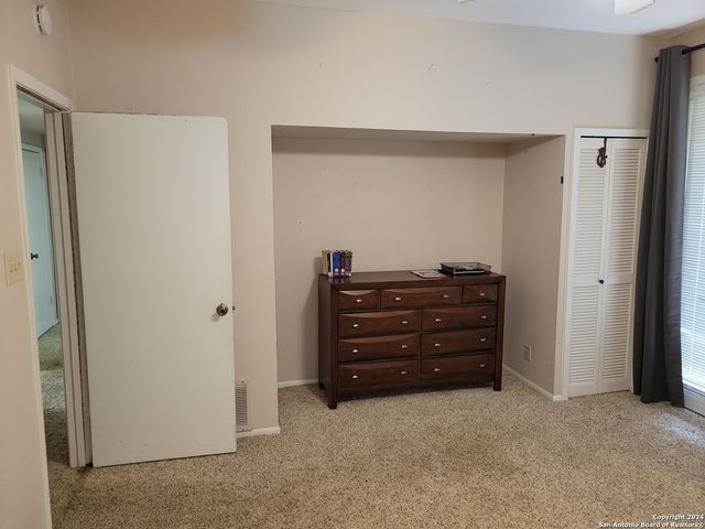 3678 Hidden Dr Apt 901, San Antonio, TX 78217