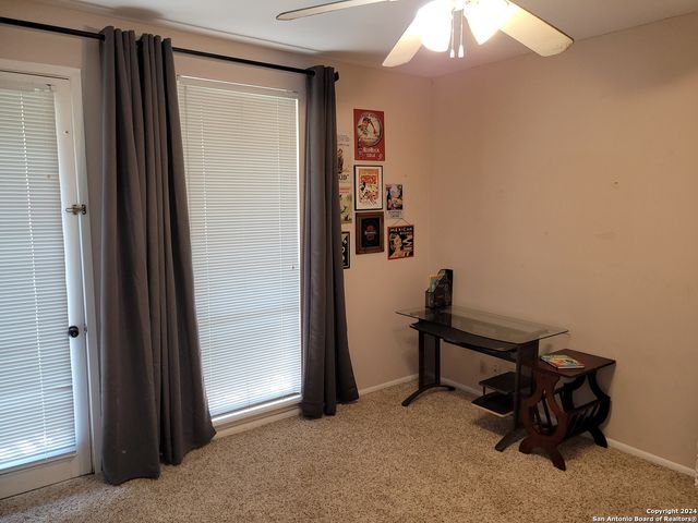3678 Hidden Dr Apt 901, San Antonio, TX 78217