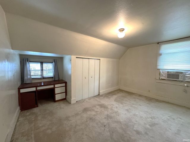 806 W 6th Street, Marion, IN 46953