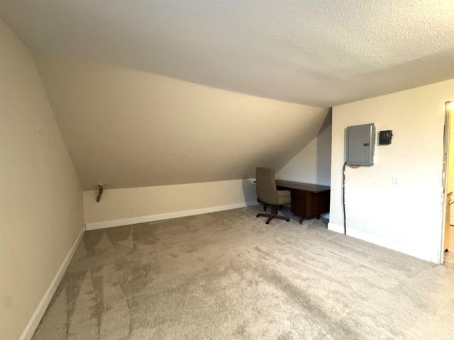 806 W 6th Street, Marion, IN 46953
