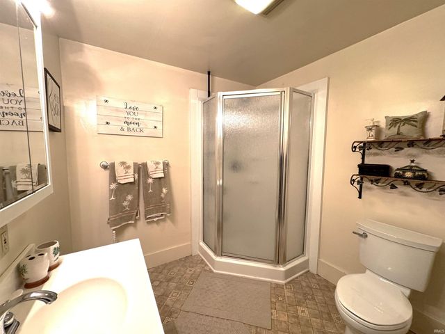 806 W 6th Street, Marion, IN 46953