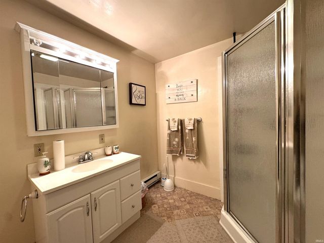 806 W 6th Street, Marion, IN 46953