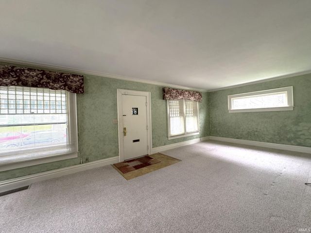 806 W 6th Street, Marion, IN 46953