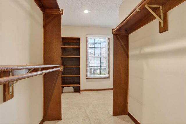 5121 NW 59th Terrace, Kansas City, MO 64151