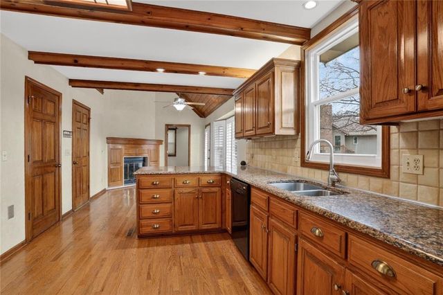 5121 NW 59th Terrace, Kansas City, MO 64151