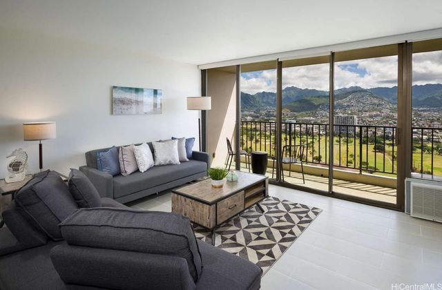 201 Ohua Street 3513, Honolulu, HI 96813