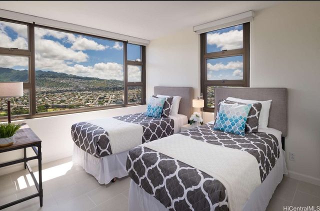201 Ohua Street 3513, Honolulu, HI 96813