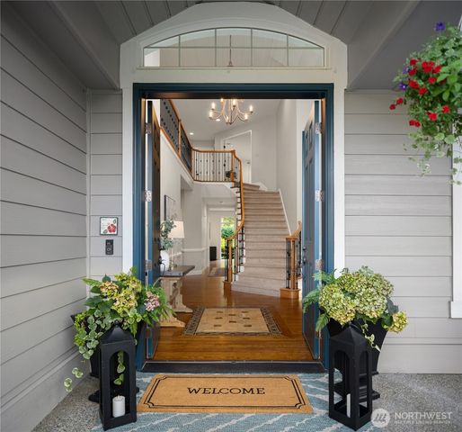 1111 272nd Place SE, Sammamish, WA 98075