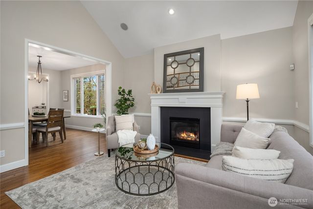 1111 272nd Place SE, Sammamish, WA 98075