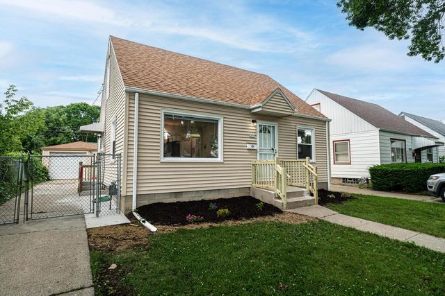 4511 N 44th STREET, Milwaukee, WI 53218