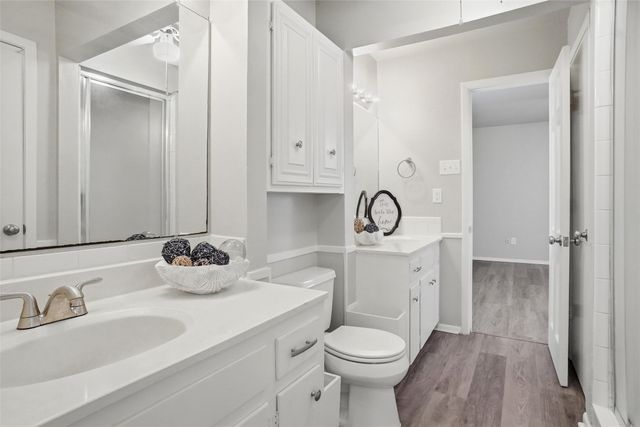 3215 Las Vegas Trail 3213, Fort Worth, TX 76116